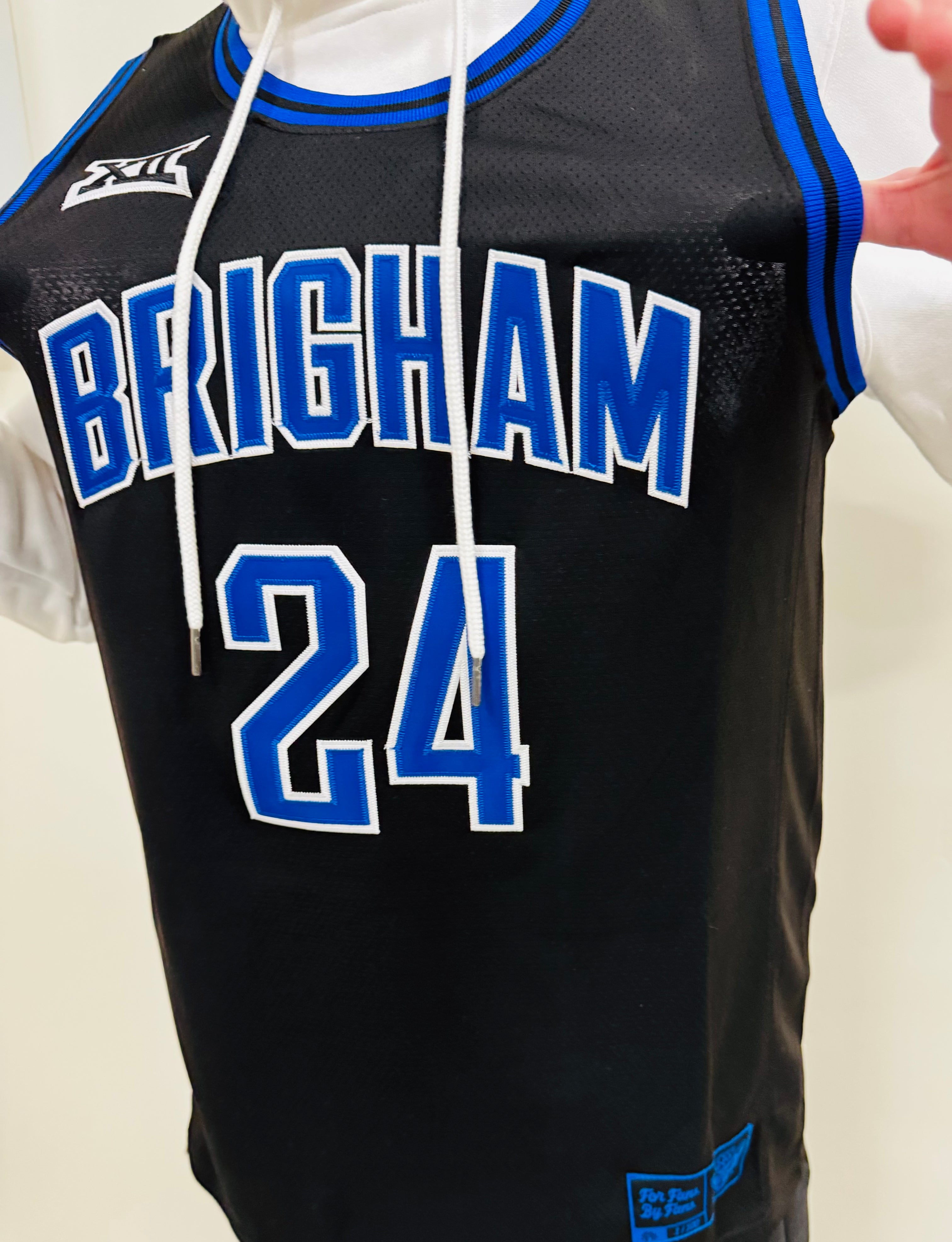 BYU Brigham Young ユニフォーム 7番 XXL Authentic Tackle Twill Black BYU Basketball Jersey – Royal Army Brand